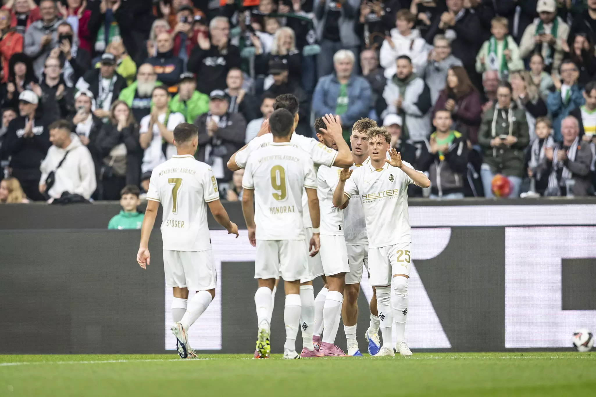 Borussia Monchengladbach FC - Image 3