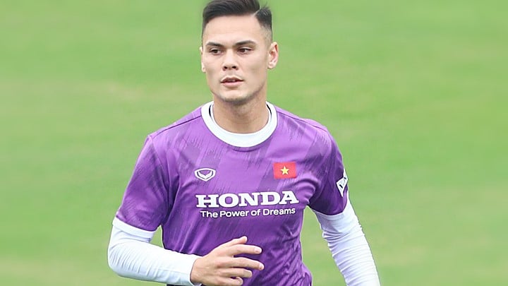 Cầu thủ Adriano Schmidt - Image 2