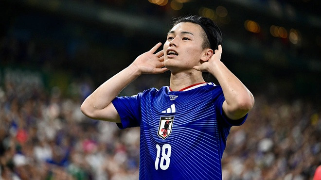 Cầu thủ Ayase Ueda - Image 1