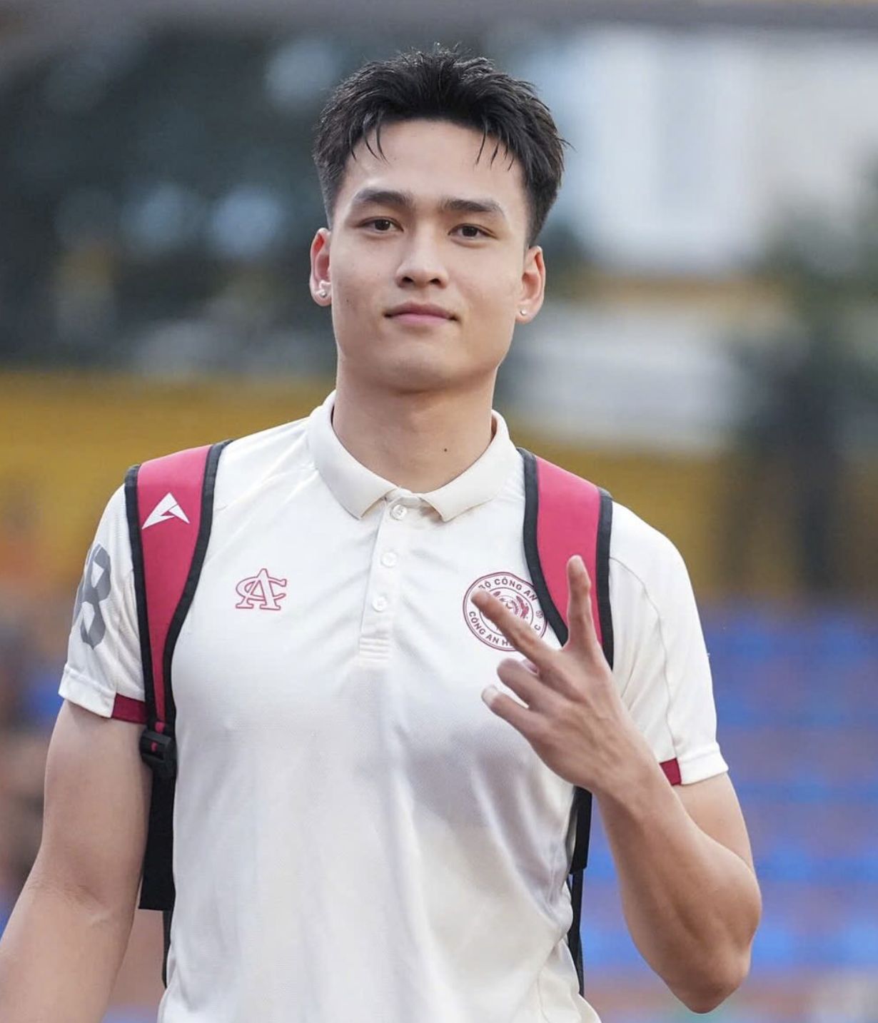 Cầu thủ Bùi Hoàng Việt Anh - Image 3