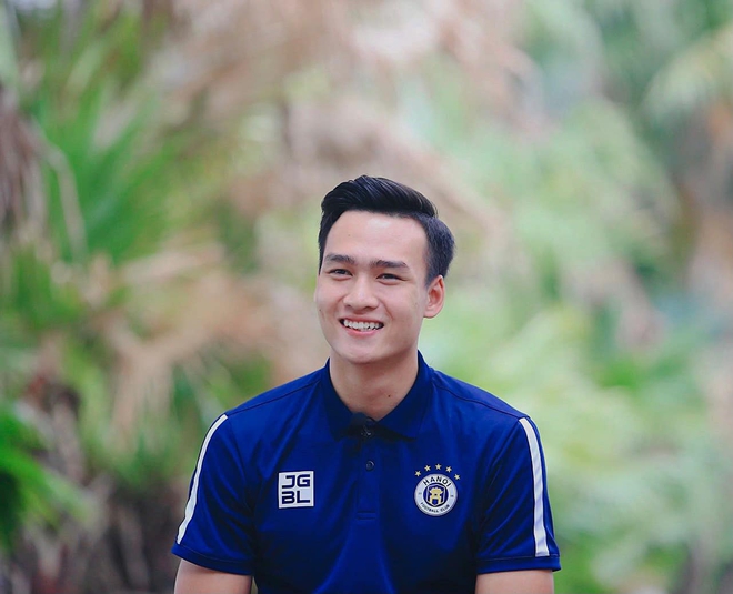 Cầu thủ Bùi Hoàng Việt Anh - Image 5