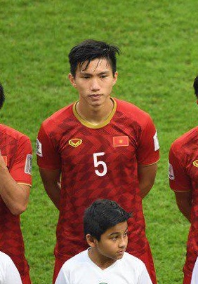 Cầu thủ Đoàn Văn Hậu - Image 1
