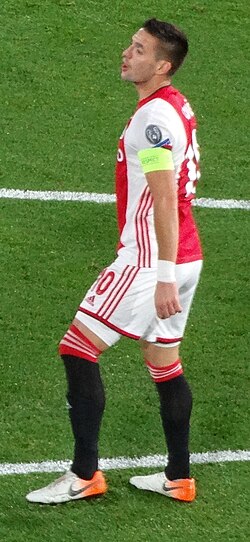 Cầu thủ Dusan Tadic - Image 2