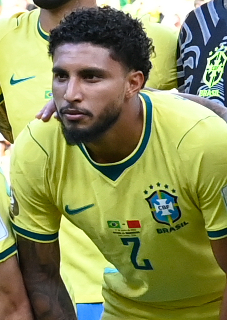 Cầu thủ Ederson - Image 3
