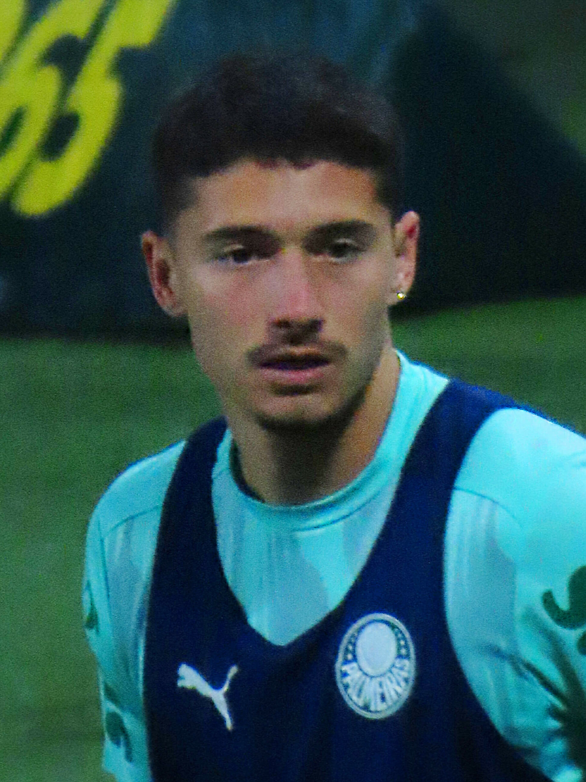 Cầu thủ Emiliano Martinez - Image 5