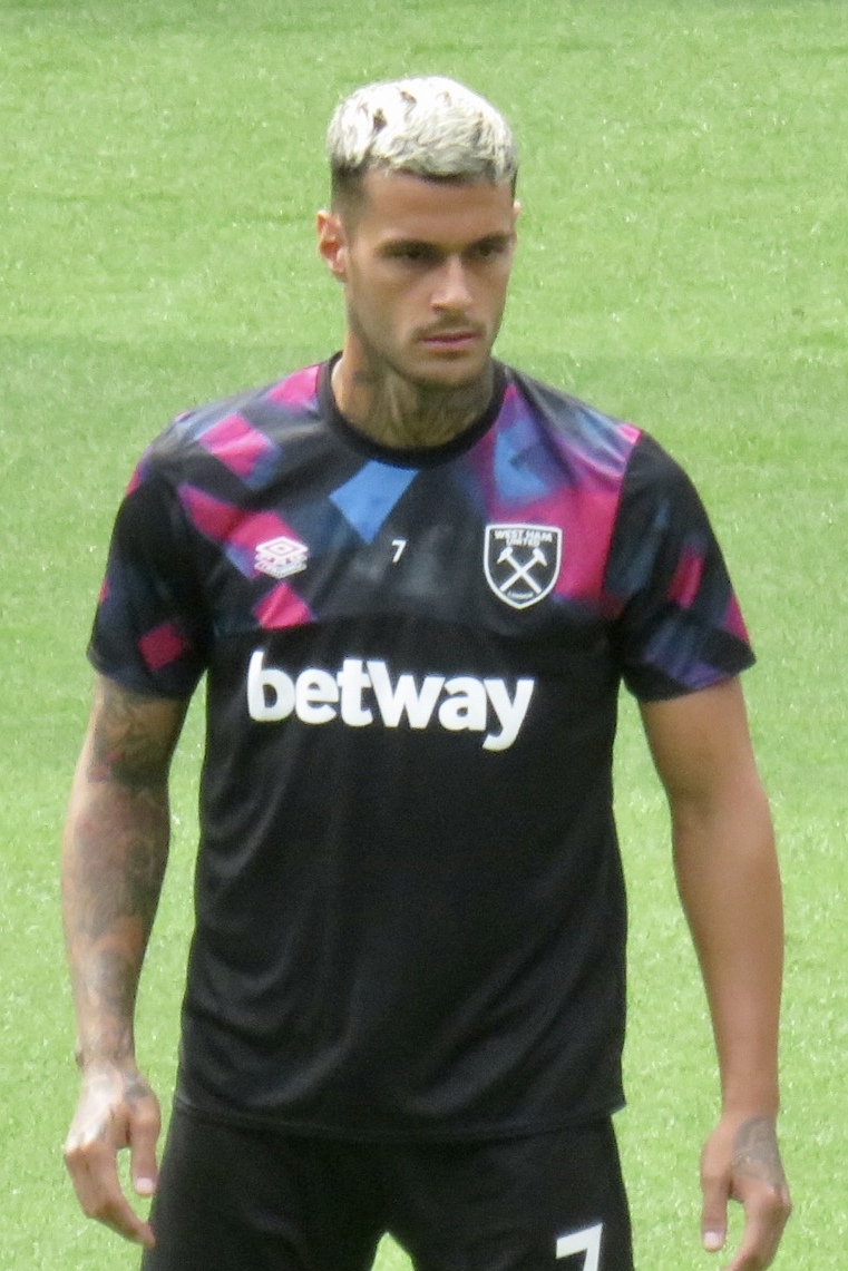 Cầu thủ Gianluca Scamacca - Image 1