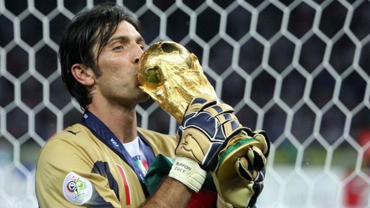 Cầu thủ Gianluigi Buffon - Image 3