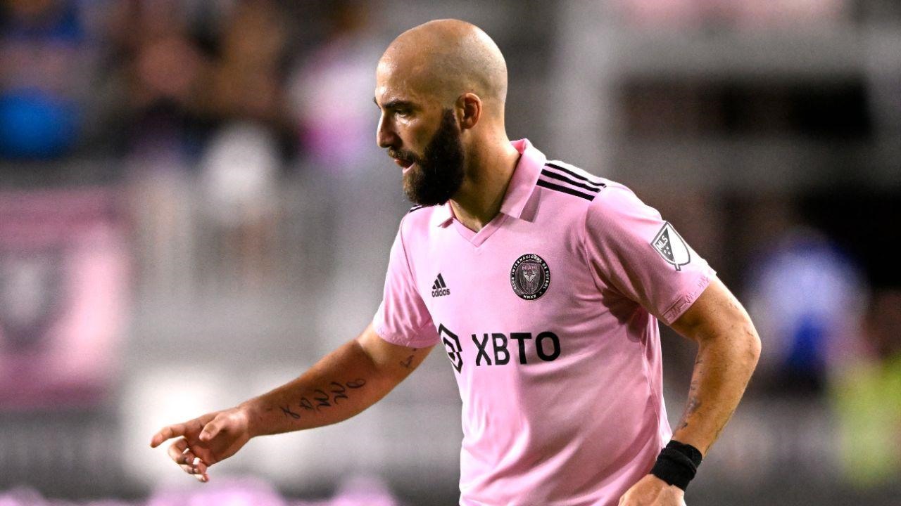 Cầu thủ Gonzalo Higuain - Image 4