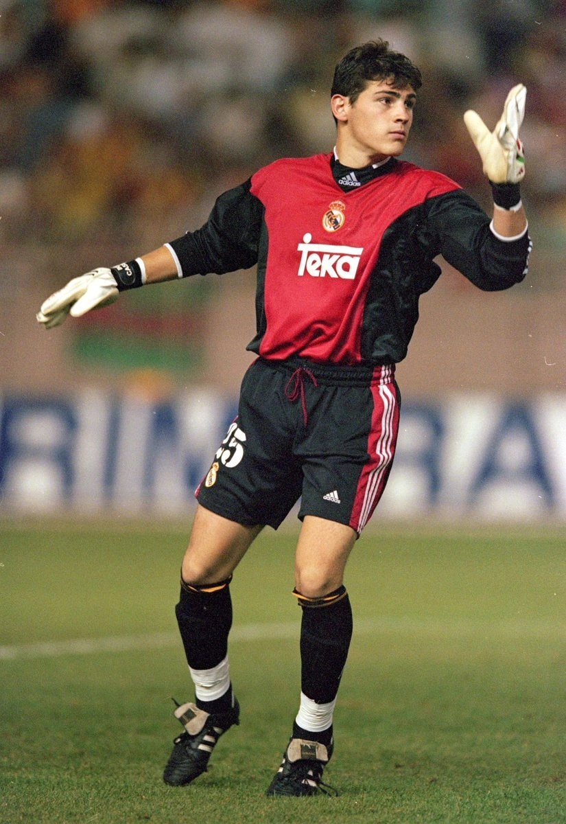Cầu thủ Iker Casillas - Image 3