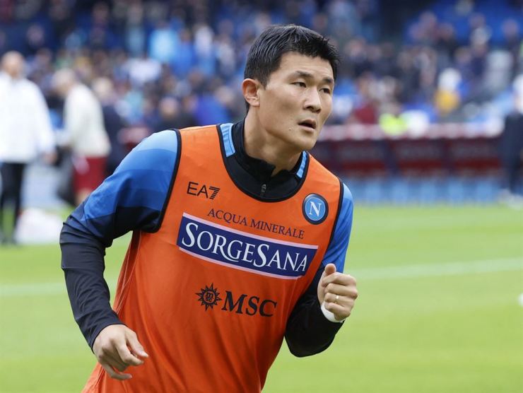 Cầu thủ Kim Min-jae - Image 4