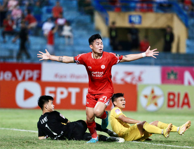 Cầu thủ Nguyễn Đức Chiến - Image 2