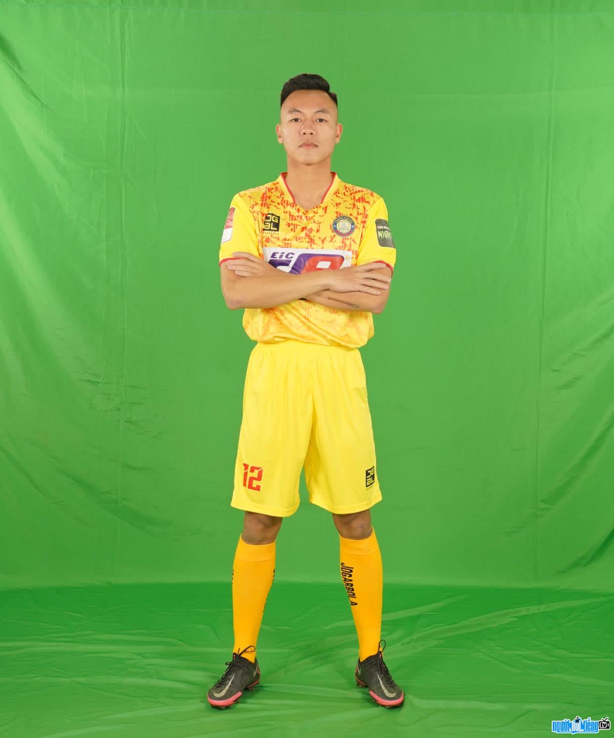 Cầu thủ Nguyễn Thái Sơn - Image 3