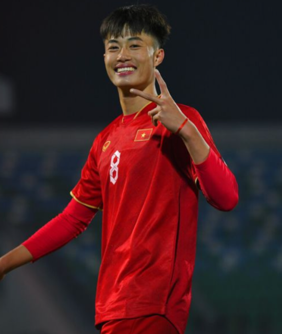 Cầu thủ Nguyễn Văn Trường - Image 1
