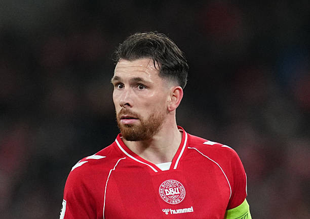Cầu thủ Pierre-Emile Hojbjerg - Image 4