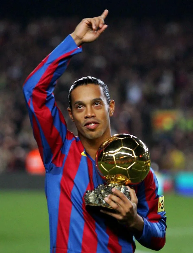 Cầu thủ Ronaldinho - Image 3
