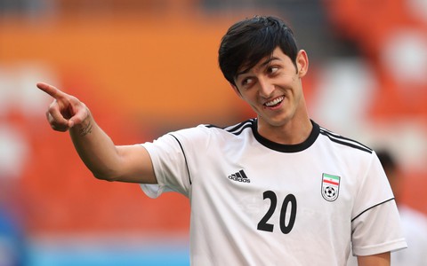 Cầu thủ Sardar Azmoun - Image 4