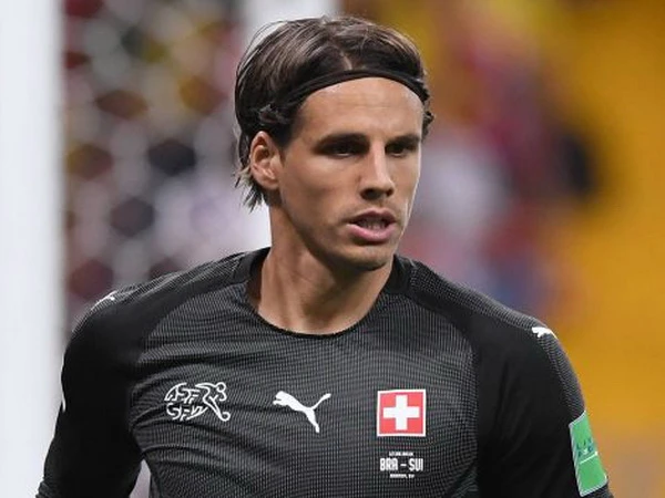 Cầu thủ Yann Sommer - Image 3