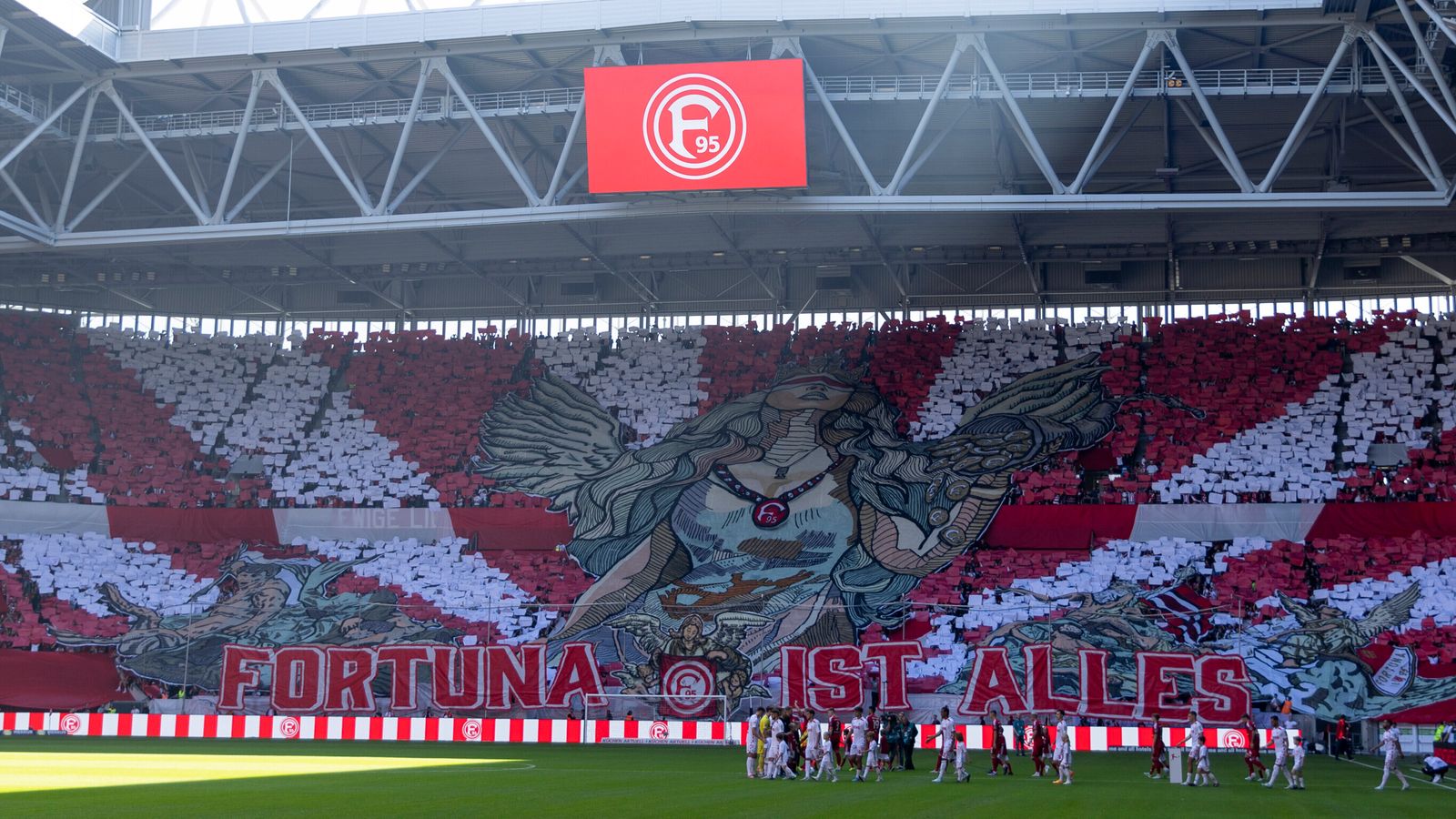 Fortuna Dusseldorf FC - Image 3