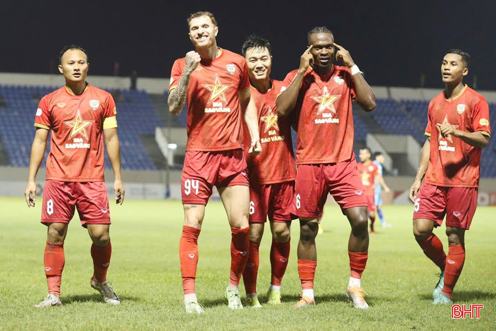 Hong Linh Ha Tinh FC - Image 1