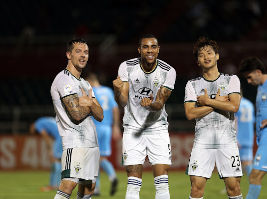 Jeonbuk Hyundai Motors FC - Image 3