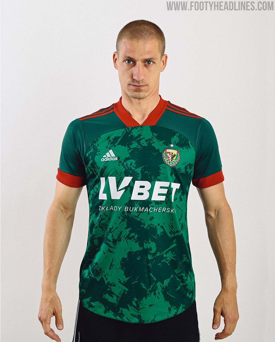 Slask Wroclaw FC - Image 2