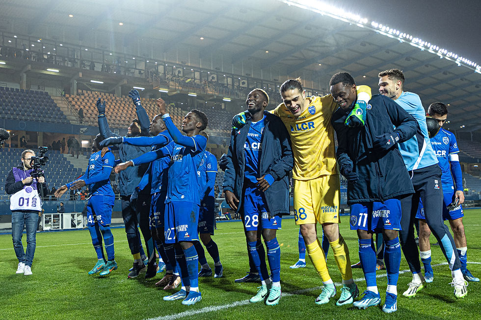 Troyes AC FC - Image 2